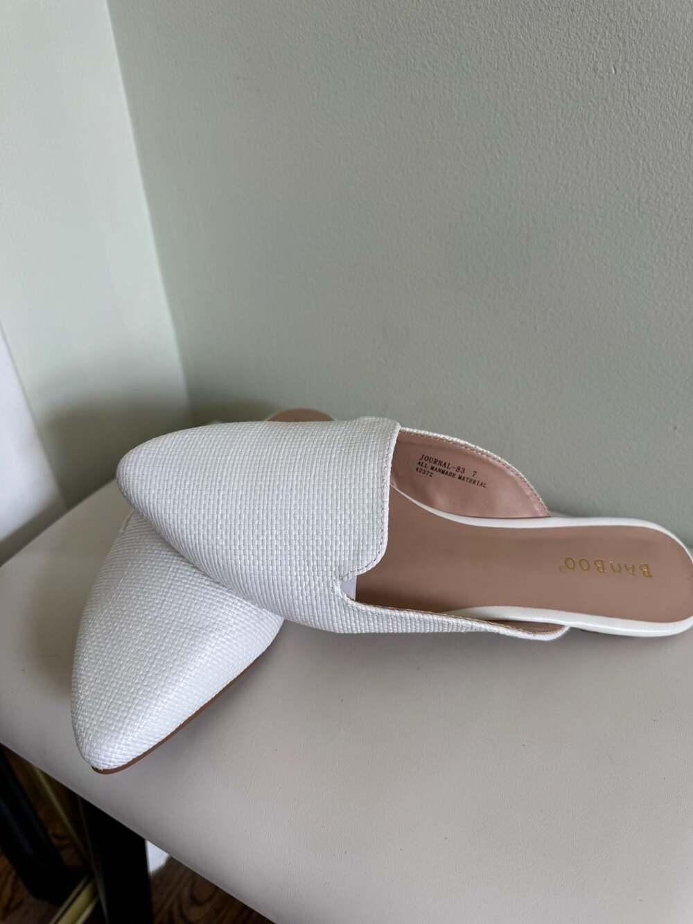 Bamboo Journal-83 White Woven Pointed Toe Slip-On Flat Mules Size 7